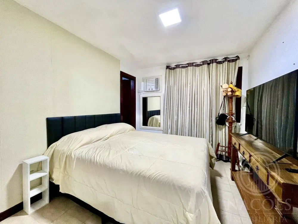 Casa, 3 quartos, 250 m² - Foto 13