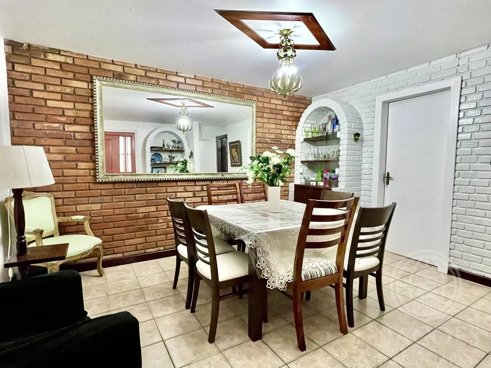 Casa, 3 quartos, 250 m² - Foto 5