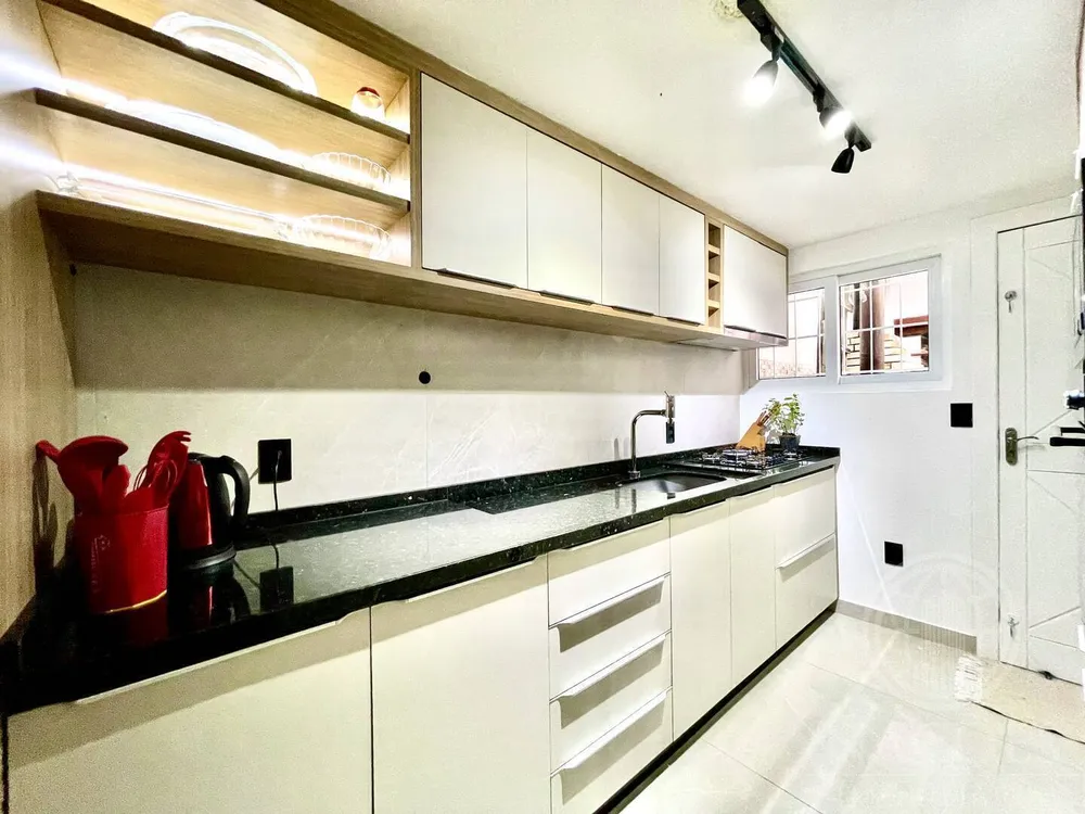 Casa, 3 quartos, 250 m² - Foto 11