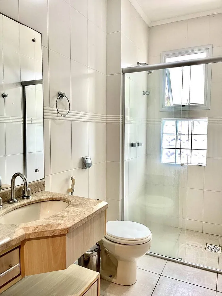 Casa, 4 quartos, 220 m² - Foto 13