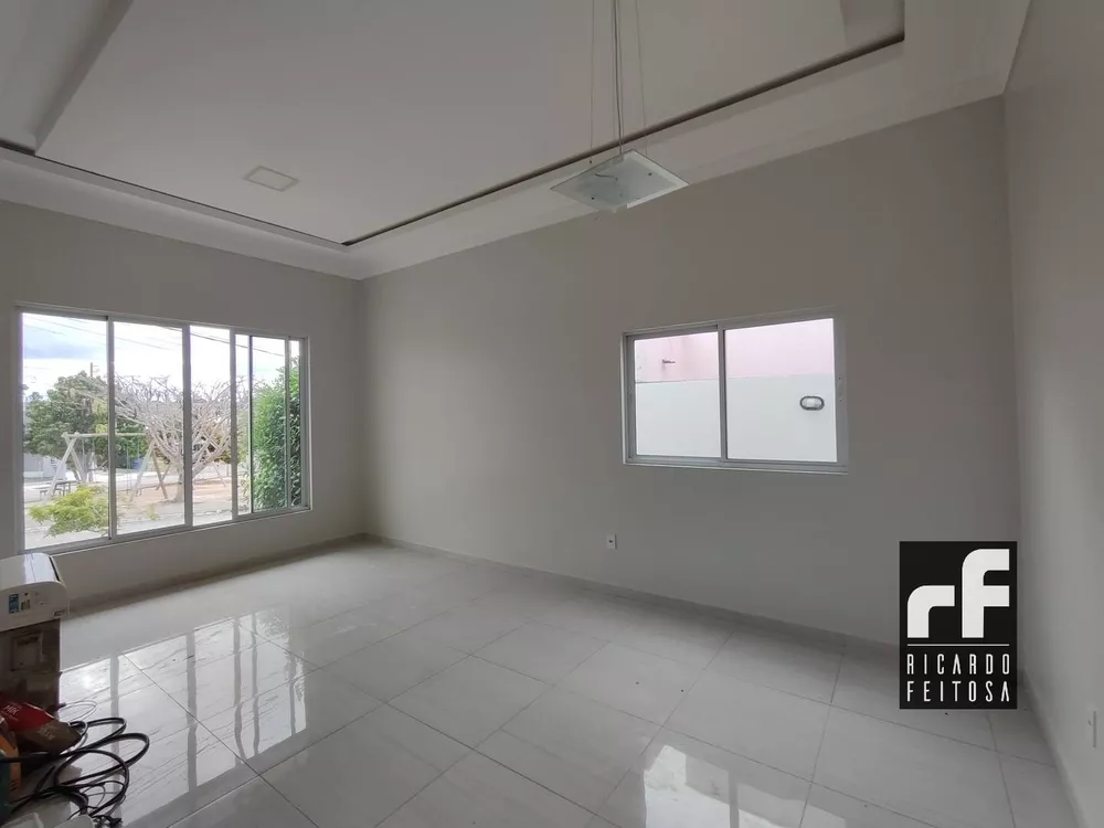 Casa de Condomínio à venda com 3 quartos, 170m² - Foto 2