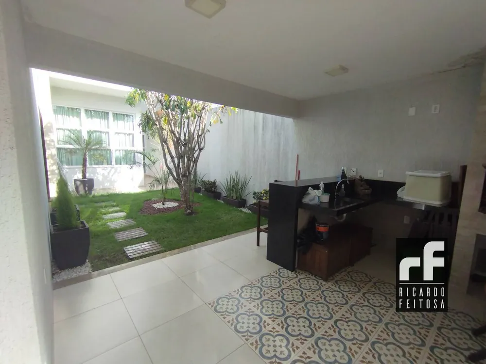 Casa, 3 quartos, 220 m² - Foto 1
