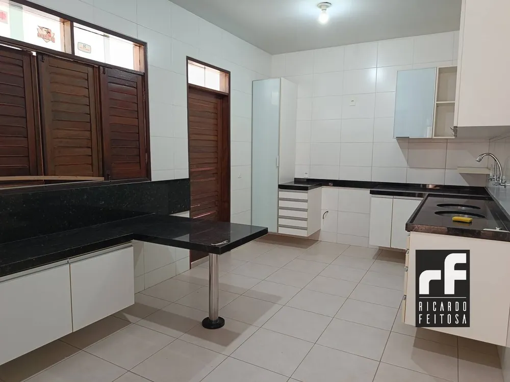 Casa, 3 quartos, 229 m² - Foto 9