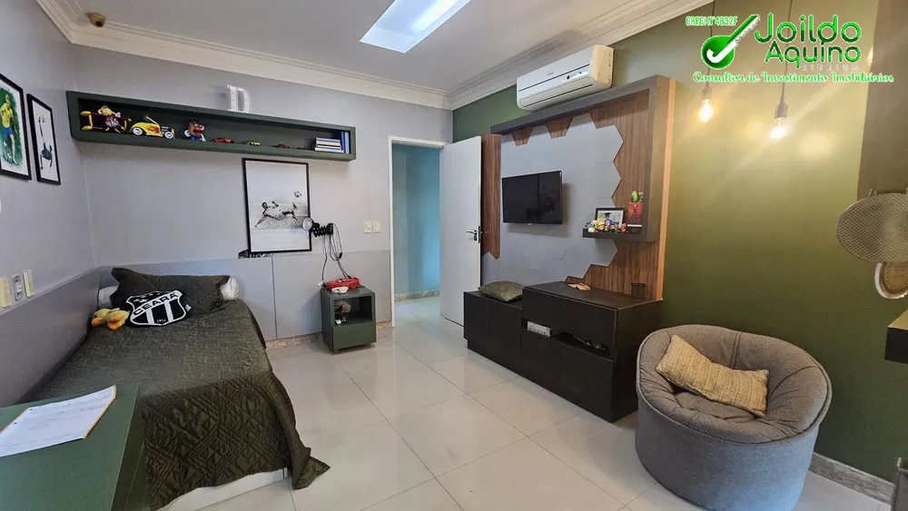 Casa, 4 quartos, 238 m² - Foto 1