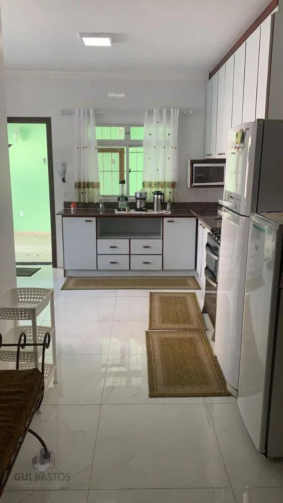 Casa, 3 quartos, 200 m² - Foto 4