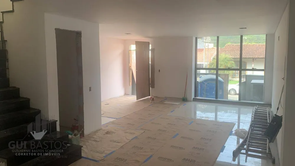 Sobrado, 3 quartos, 168 m² - Foto 2