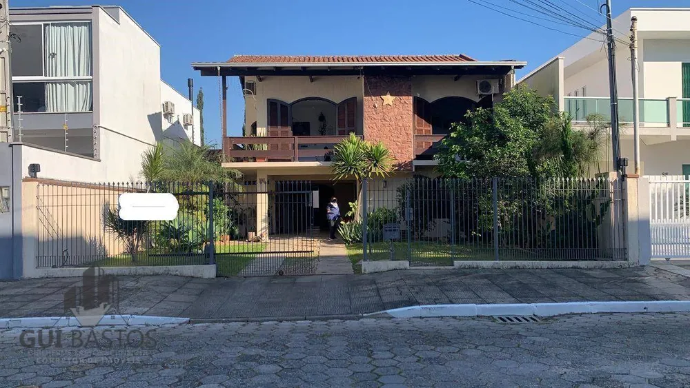 Casa, 4 quartos, 232 m² - Foto 3