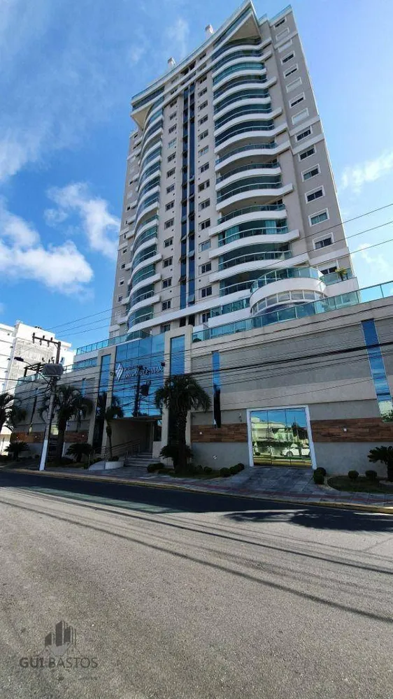 Apartamento, 3 quartos, 132 m² - Foto 1