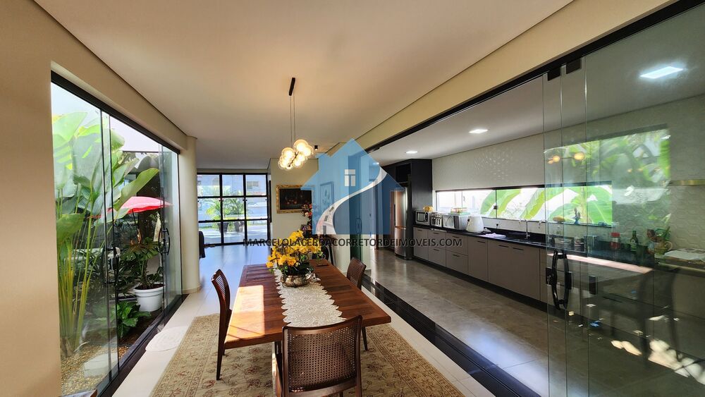 Casa à venda com 4 quartos, 800m² - Foto 17