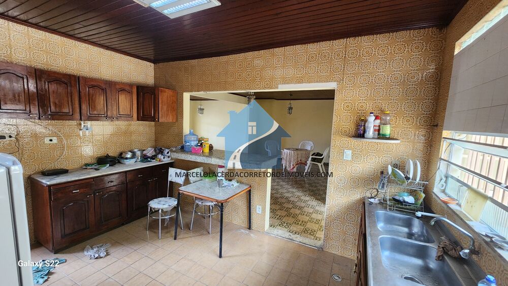 Prédio Inteiro à venda e aluguel com 3 quartos, 820m² - Foto 1