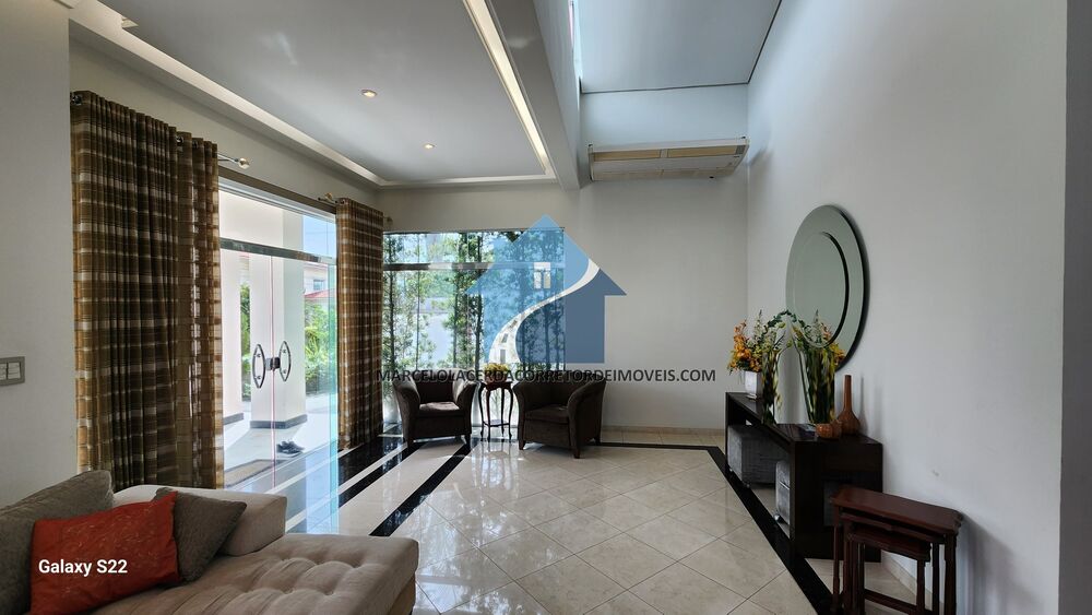 Casa à venda com 3 quartos, 800m² - Foto 5
