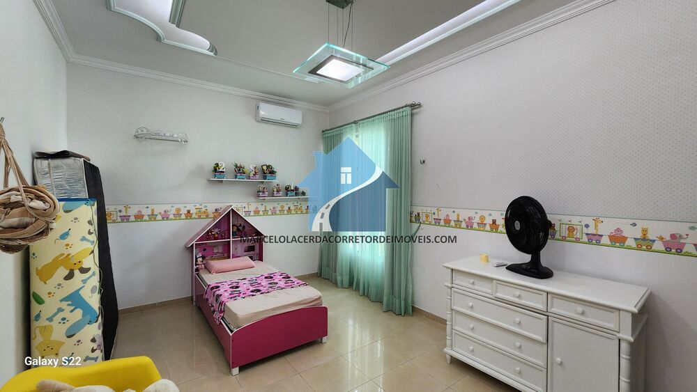 Casa à venda com 3 quartos, 800m² - Foto 13