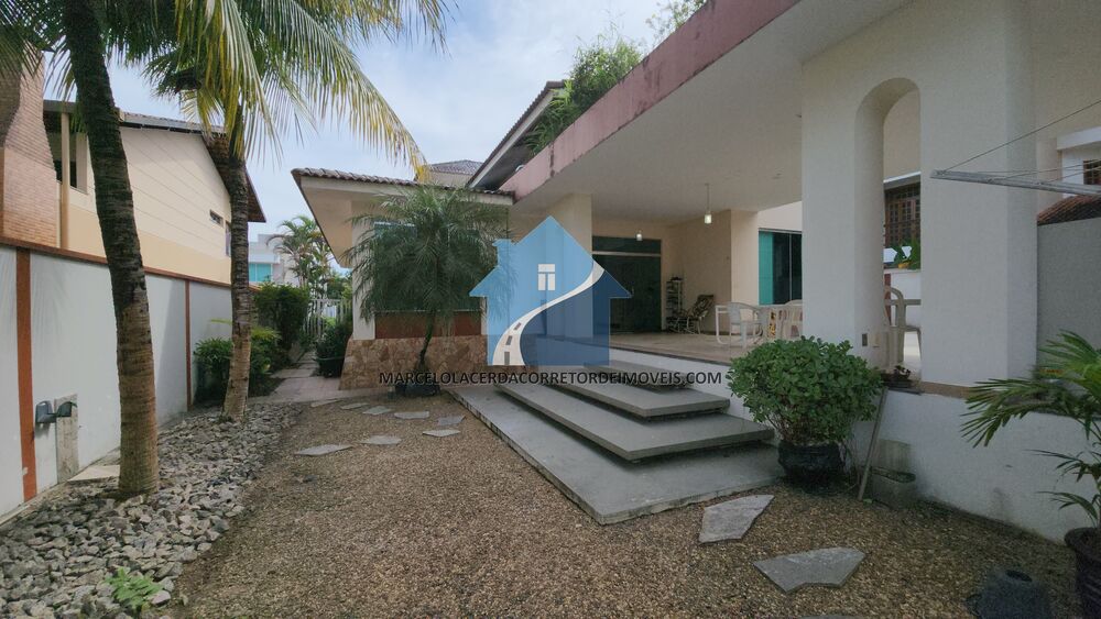 Casa à venda com 3 quartos, 800m² - Foto 47