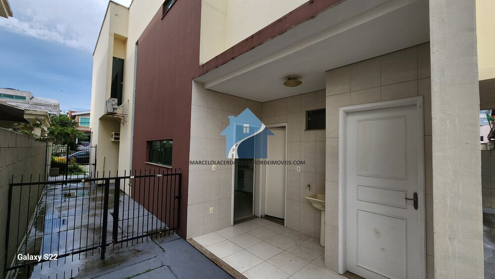 Casa à venda com 3 quartos, 250m² - Foto 15