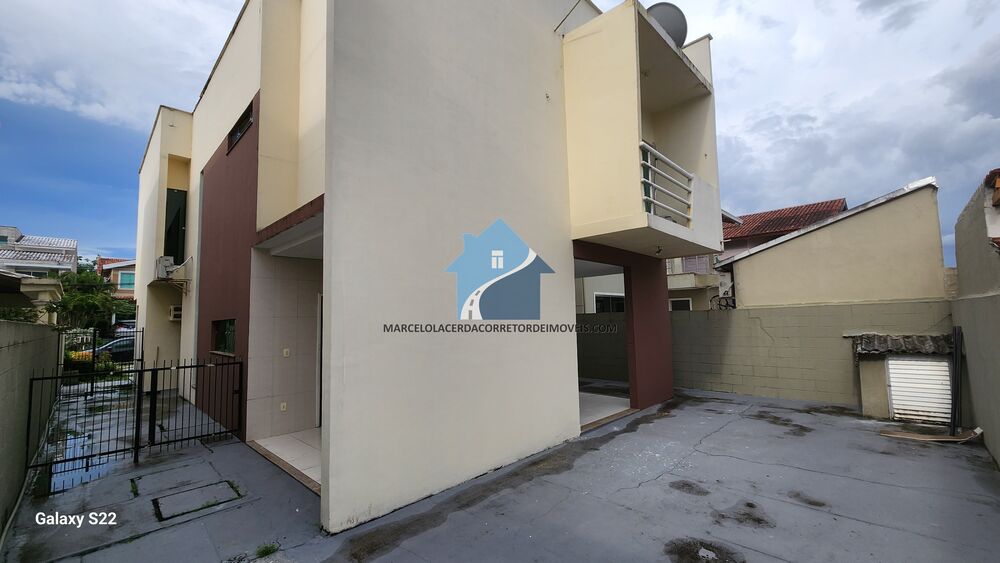 Casa à venda com 3 quartos, 250m² - Foto 16