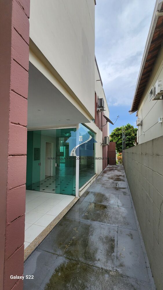 Casa à venda com 3 quartos, 250m² - Foto 18