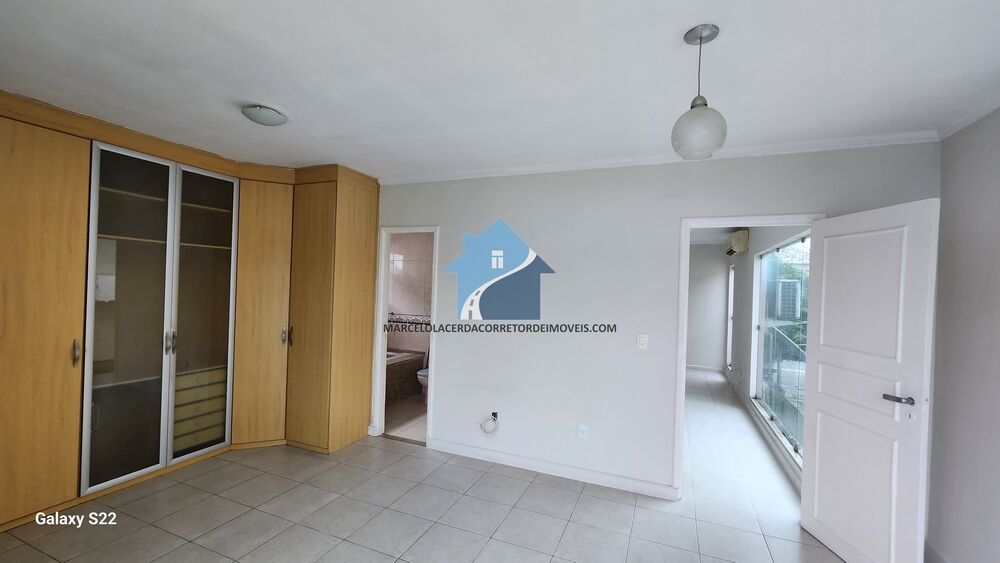 Casa à venda com 3 quartos, 250m² - Foto 27