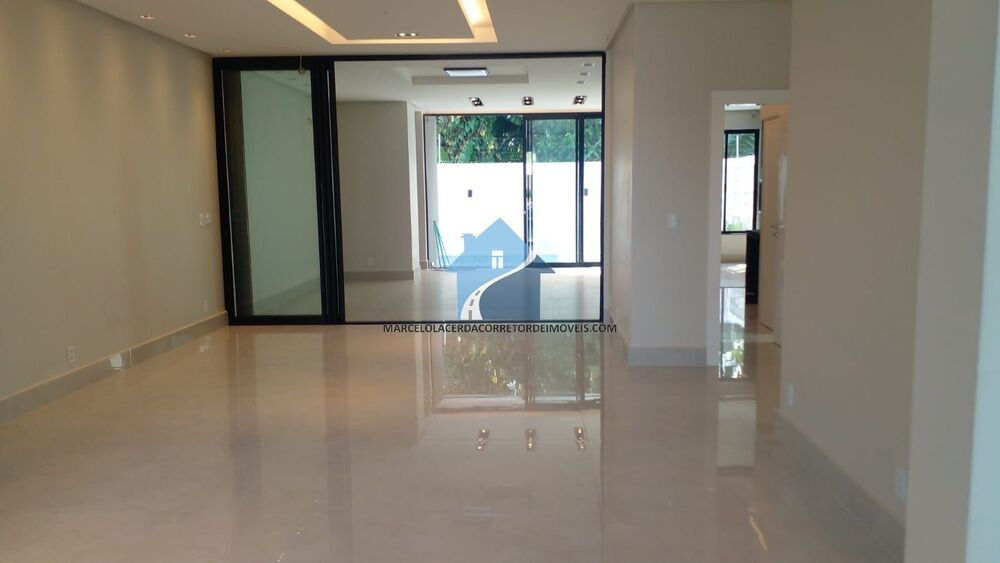 Casa à venda com 3 quartos, 330m² - Foto 10