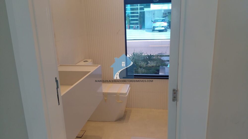 Casa à venda com 3 quartos, 330m² - Foto 14