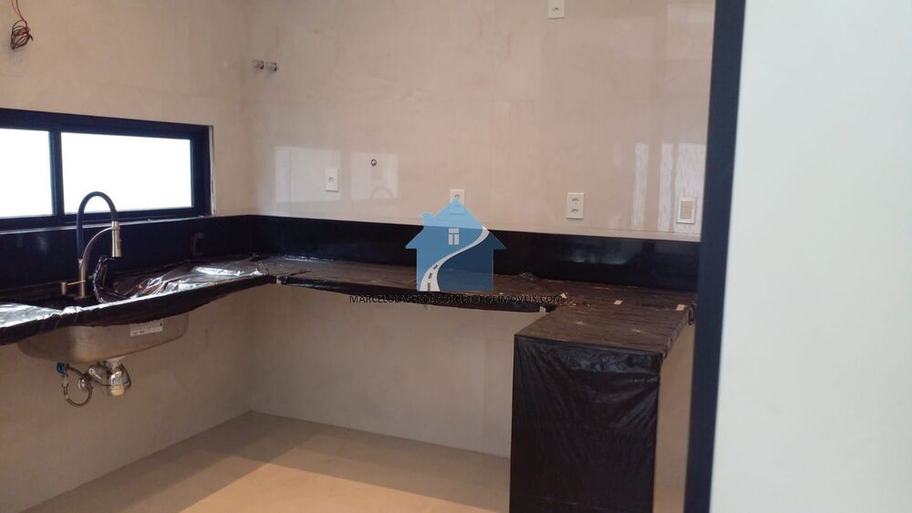 Casa à venda com 3 quartos, 330m² - Foto 20