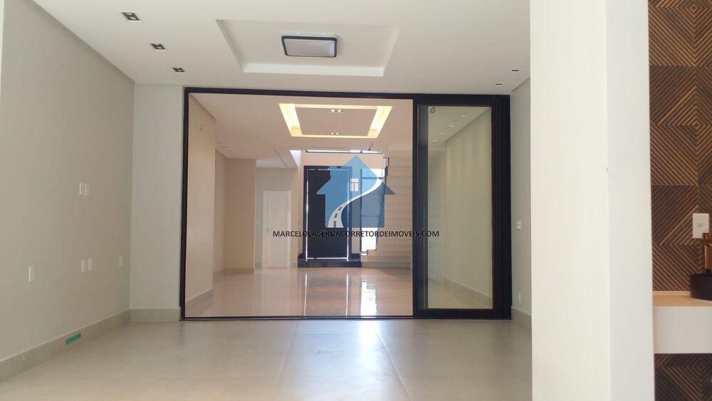 Casa à venda com 3 quartos, 330m² - Foto 21