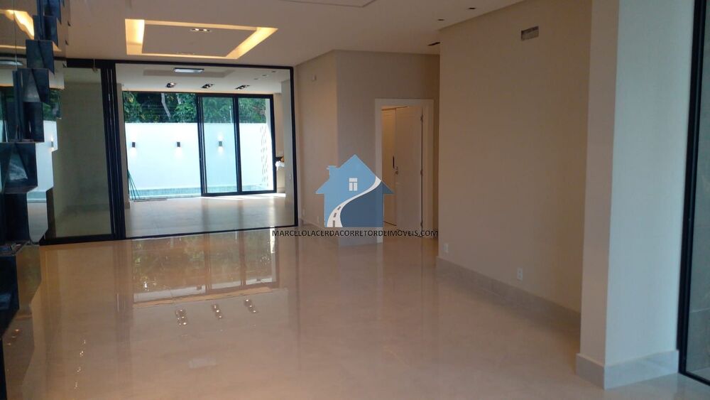 Casa à venda com 3 quartos, 330m² - Foto 15