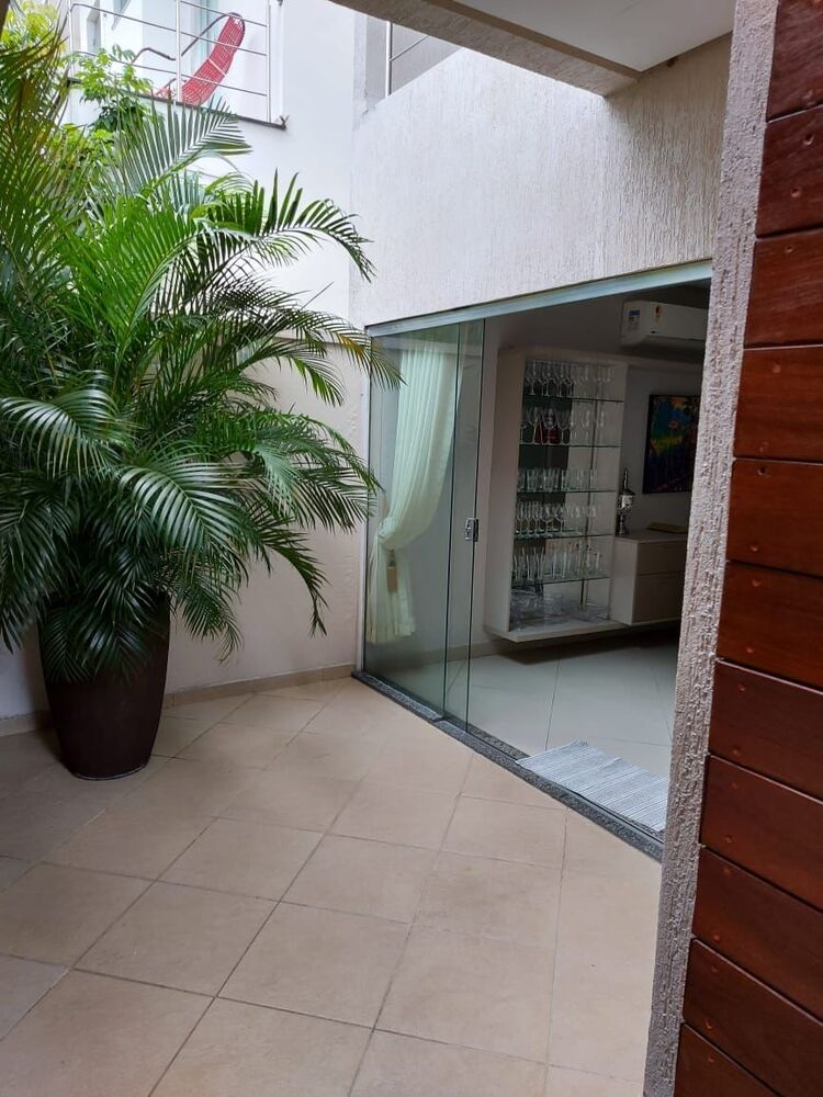 Casa à venda com 5 quartos, 250m² - Foto 6