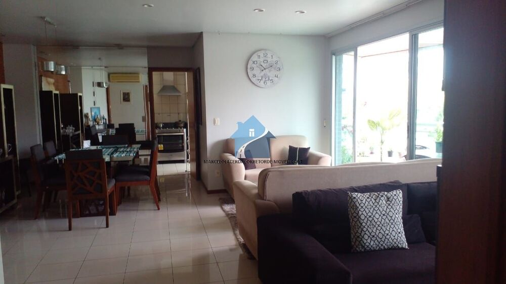 Apartamento à venda com 3 quartos, 150m² - Foto 3