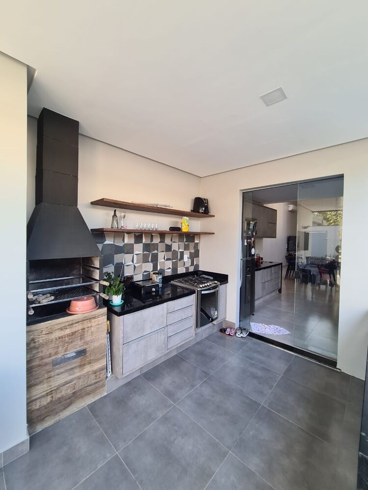 Casa à venda com 2 quartos, 360m² - Foto 6