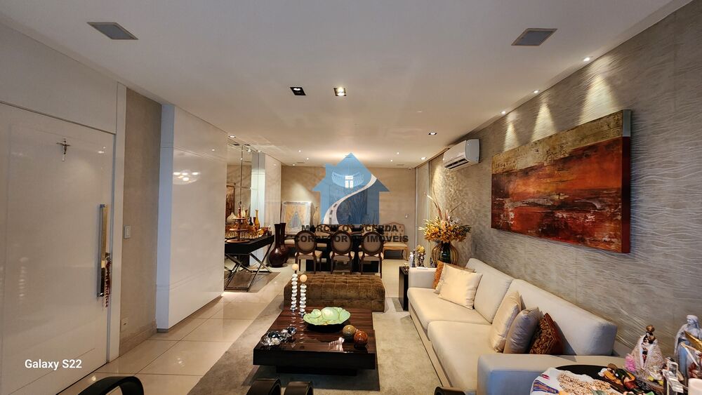 Apartamento para alugar com 4 quartos, 253m² - Foto 2