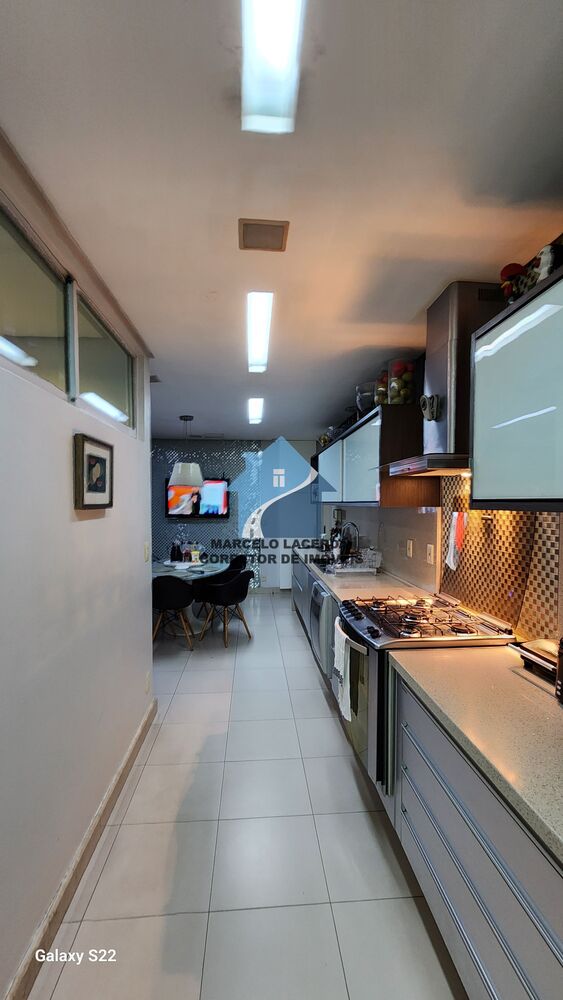 Apartamento para alugar com 4 quartos, 253m² - Foto 46