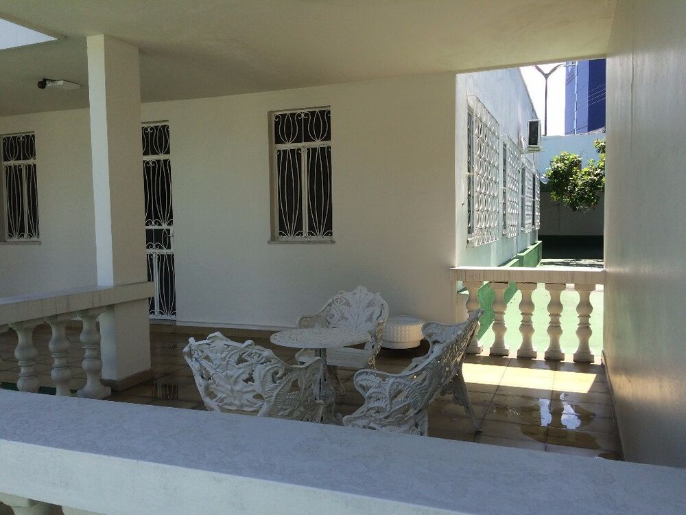 Casa à venda com 3 quartos, 360m² - Foto 2