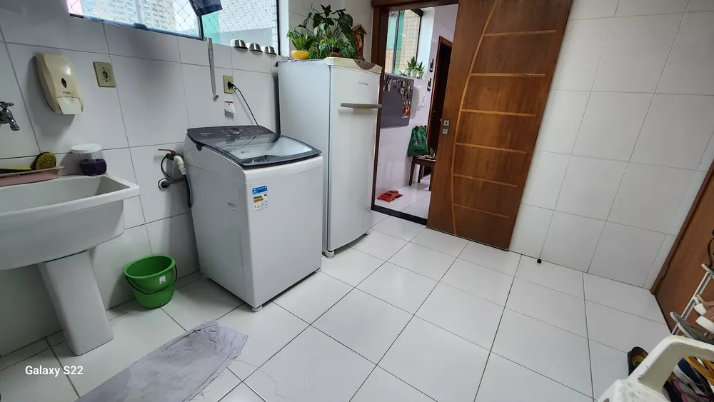 Apartamento à venda com 4 quartos, 219m² - Foto 18