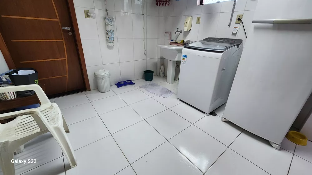 Apartamento à venda com 4 quartos, 219m² - Foto 16