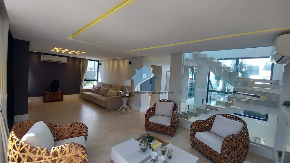 Casa à venda com 5 quartos, 441m² - Foto 1