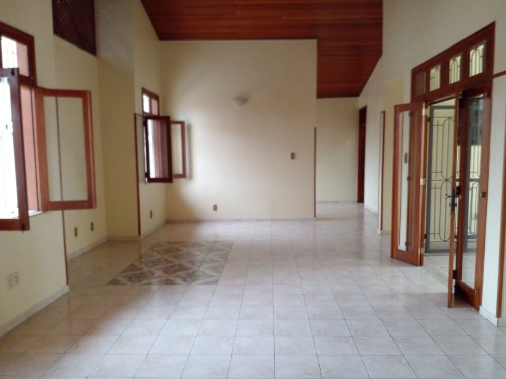 Casa, 4 quartos - Foto 1