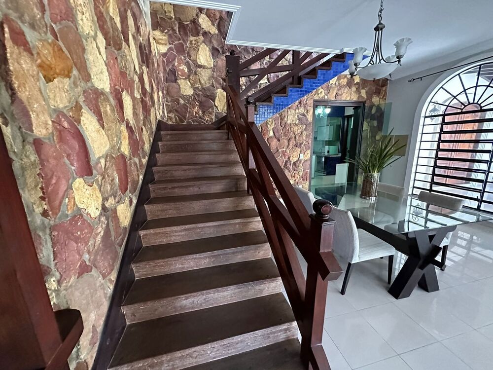 Casa à venda com 4 quartos, 385m² - Foto 7