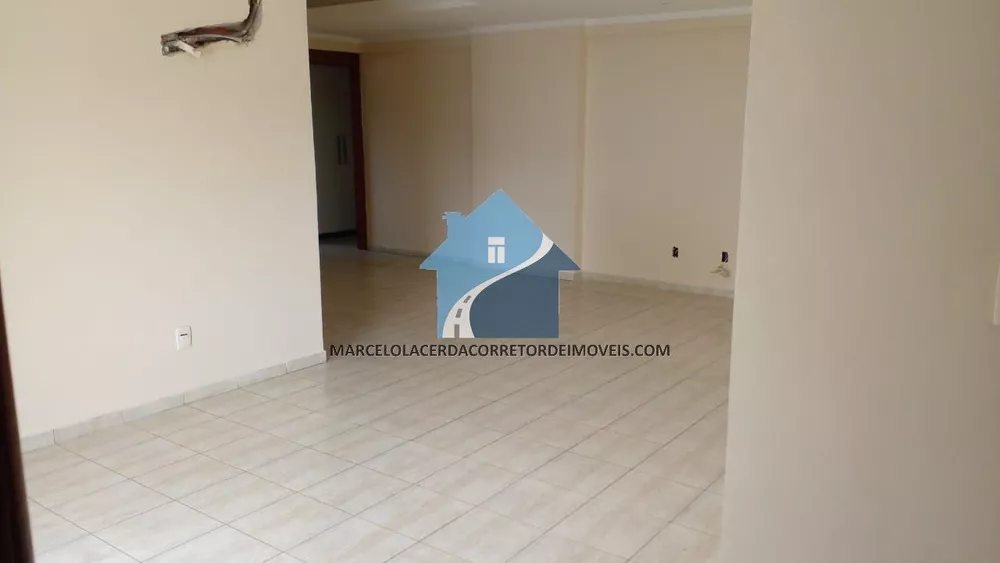 Apartamento à venda com 3 quartos, 160m² - Foto 2