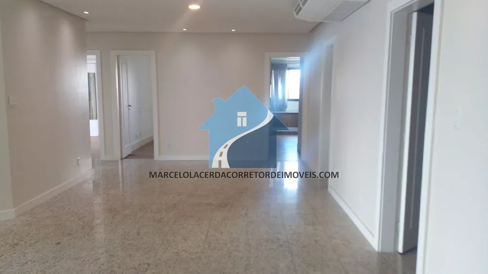 Apartamento para alugar com 3 quartos, 180m² - Foto 2