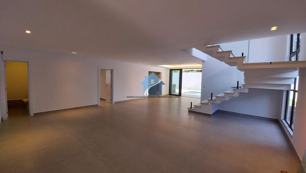Casa à venda com 5 quartos, 528m² - Foto 4