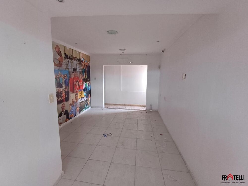 Prédio Inteiro à venda, 200m² - Foto 2