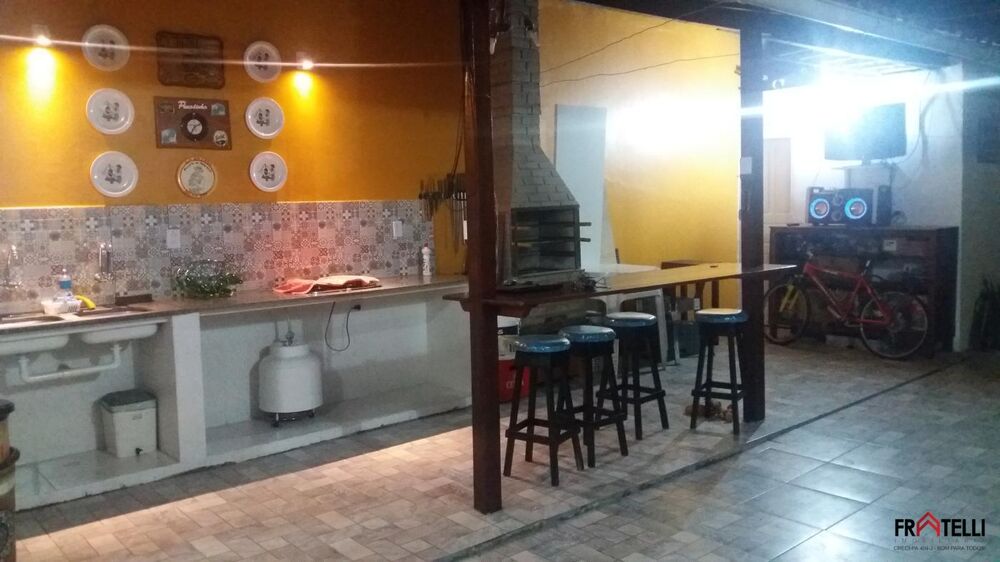 Casa à venda com 5 quartos, 264m² - Foto 3