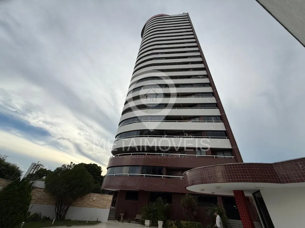 Apartamento, 4 quartos, 200 m² - Foto 1