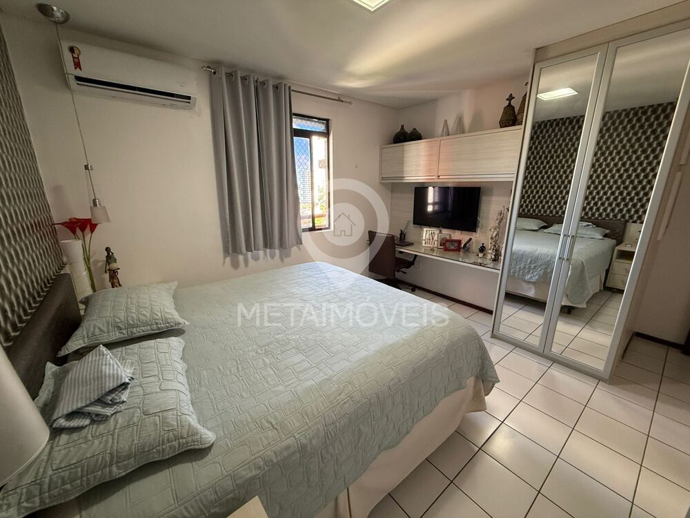 Apartamento à venda com 3 quartos, 134m² - Foto 4