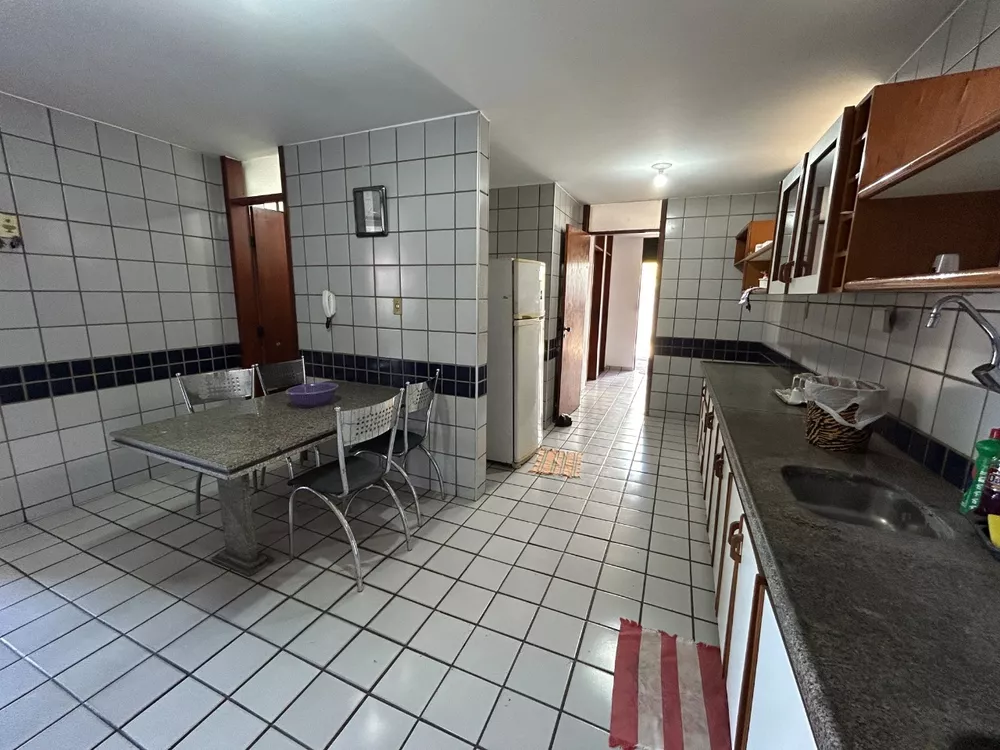 Casa, 3 quartos, 240 m² - Foto 1