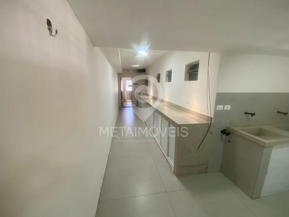 Casa, 5 quartos, 300 m² - Foto 14