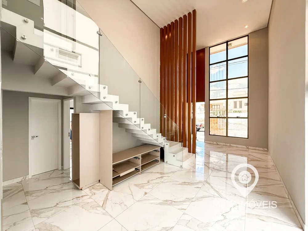 Casa, 4 quartos, 238 m² - Foto 2