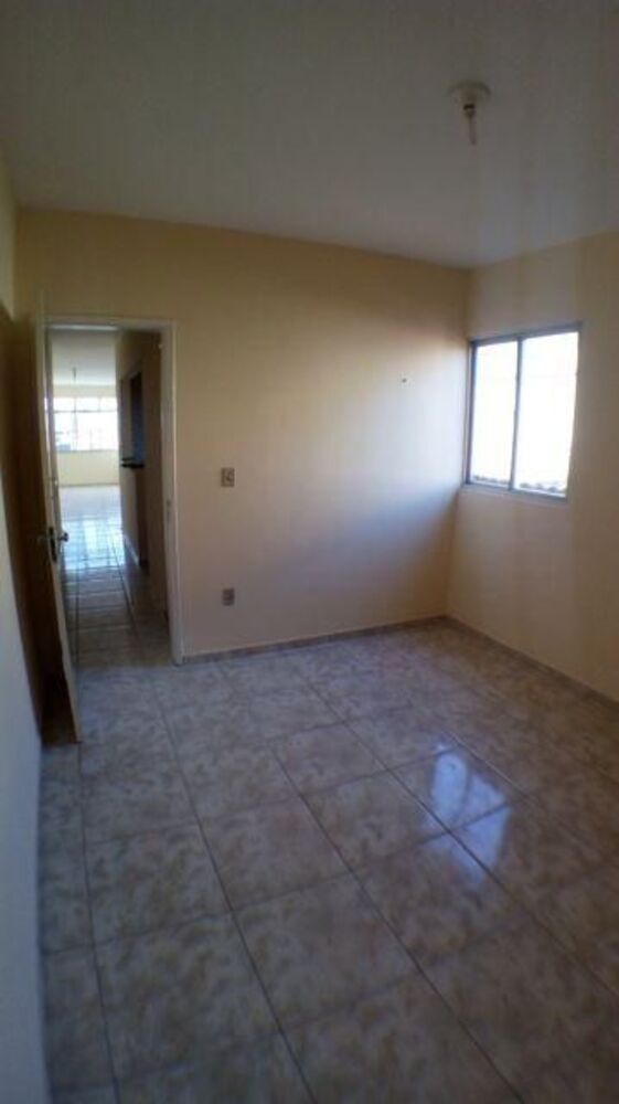 Apartamento para alugar com 3 quartos, 83m² - Foto 3