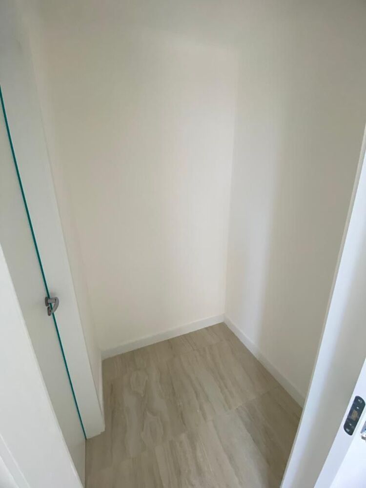 Casa à venda com 3 quartos, 243m² - Foto 5