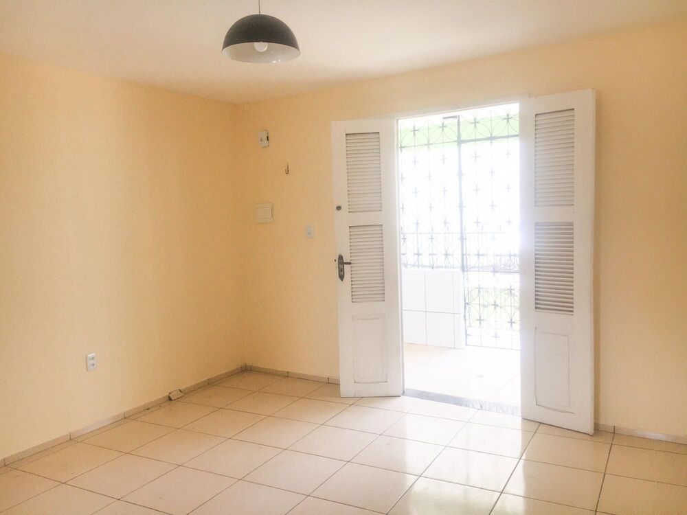Apartamento à venda com 3 quartos, 111m² - Foto 1